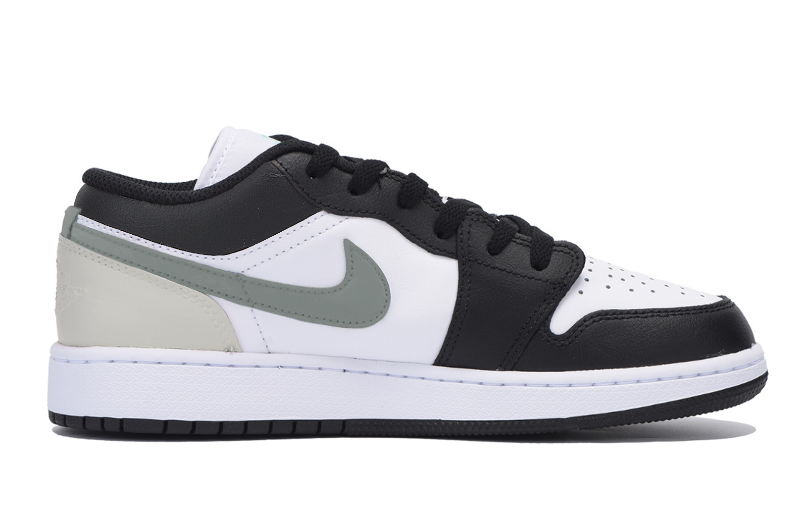Jordan Air Jordan 1 Slip Resistant Abrasion Resistant Low top Vintage Basketball Shoes Men’s Black Gray