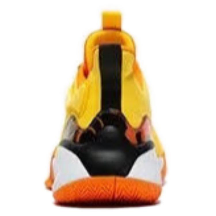 QIAODAN Comfortable Cushioning, Wear Resistant Mid top Basketball Shoes Men’s White Yellow