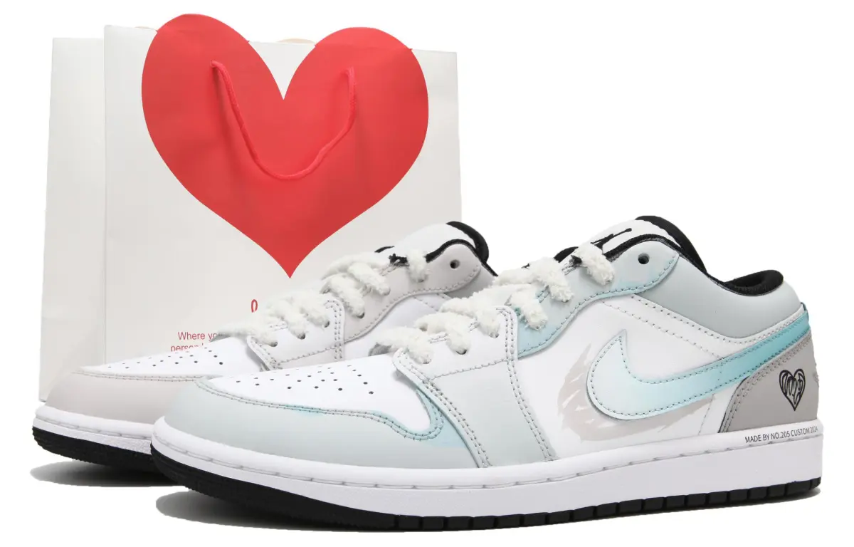 Jordan Air Jordan 1 Abrasion Resistant Low top Vintage Basketball Shoes Women's Blue Pink