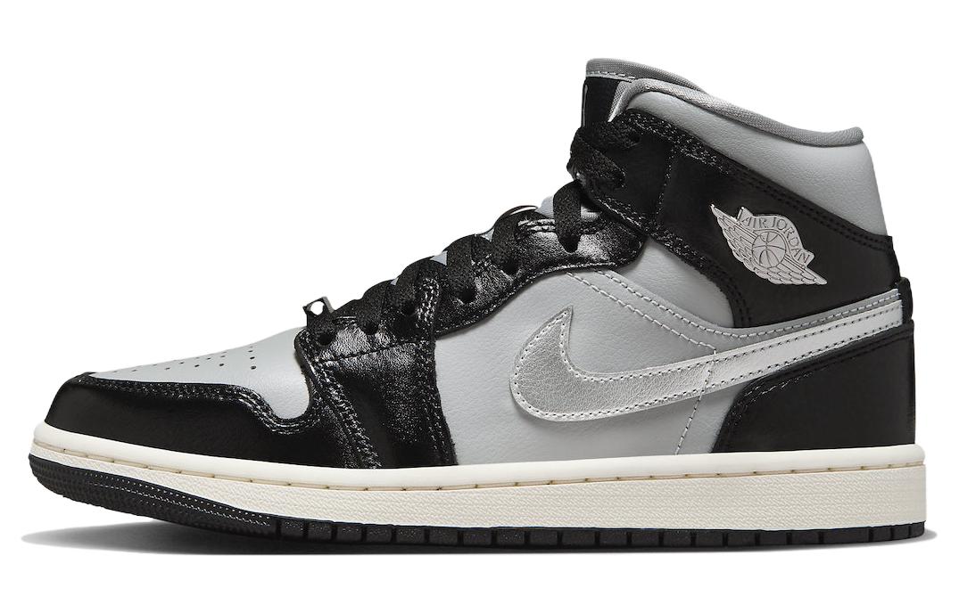 Jordan 1 Black Chrome