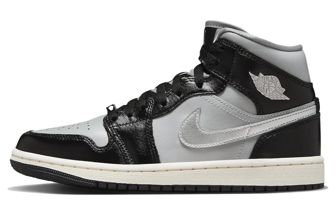 Jordan 1 Black Chrome