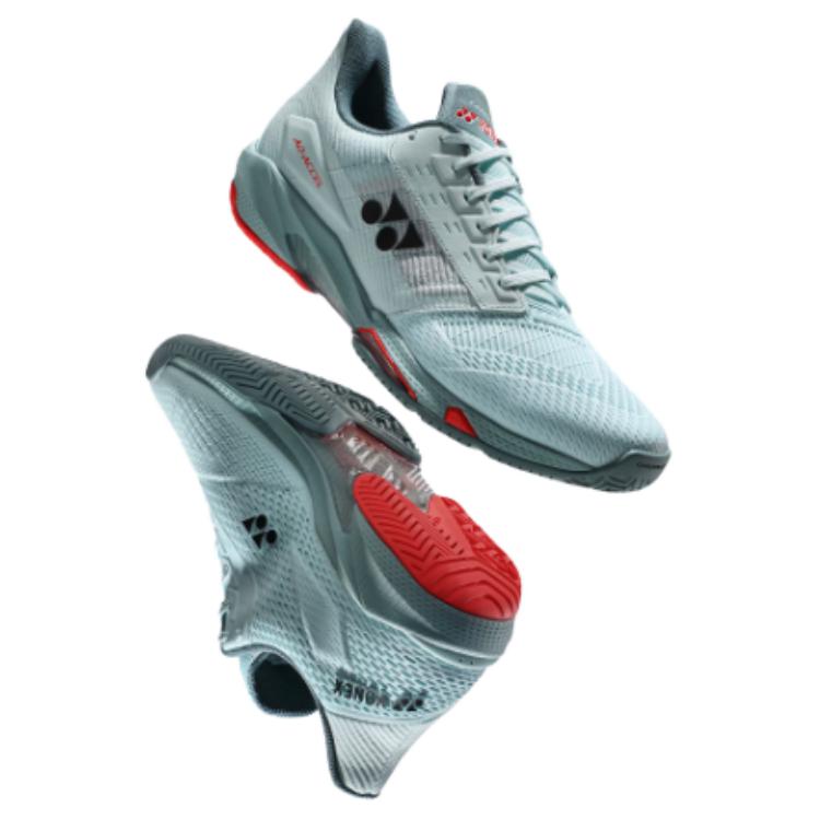 YONEX Low top Tennis Shoes Men’s Blue