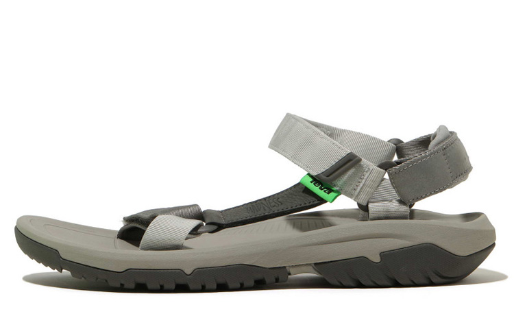 Teva Taiwa Hurricane XLT2 comfortable beach sandals for men and women, gray green