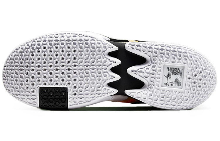 Мужские кроссовки Jordan Why Not Zer0.2 Why Not SE (черно-желтые) — фото 4