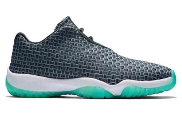 Jordan Future Low GS ‘Wolf Grey’