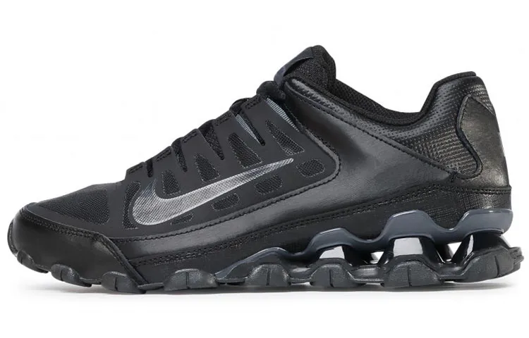 Nike Reax 8 TR Black