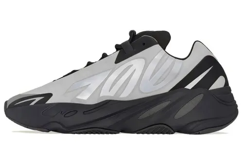 Adidas Originals Men's Yeezy Boost 700 Mnvn 'Metallic'