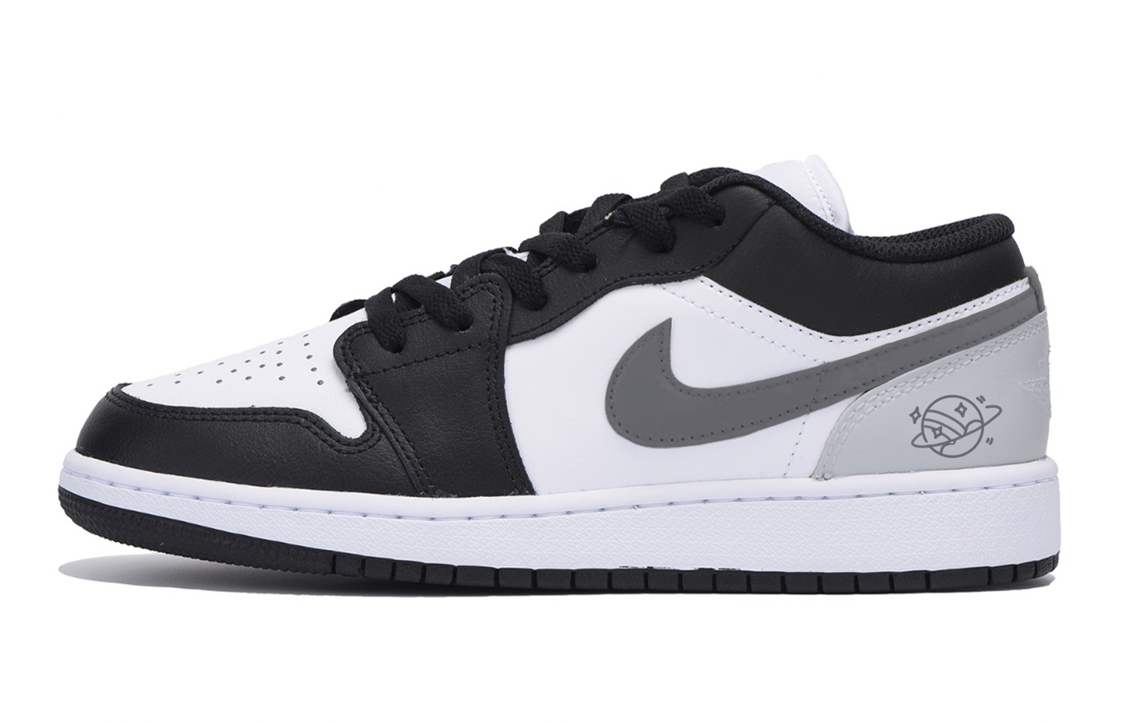 Jordan Air Jordan 1 Slip Resistant Abrasion Resistant Low top Vintage Basketball Shoes Men’s Black Gray