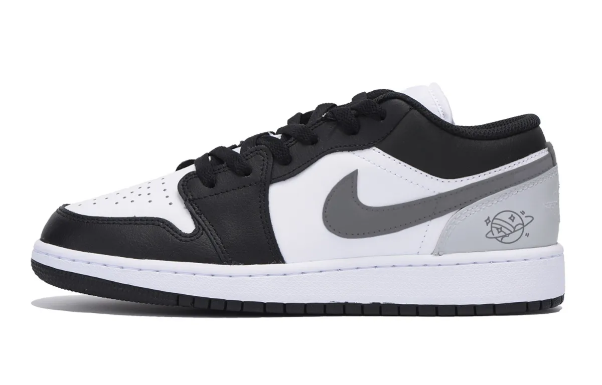 Jordan Air Jordan 1 Slip Resistant Abrasion Resistant Low top Vintage Basketball Shoes Men's Black Gray