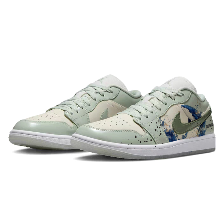 Jordan Air Jordan 1 Vintage Basketball Shoes Women’s Low Top White/Green