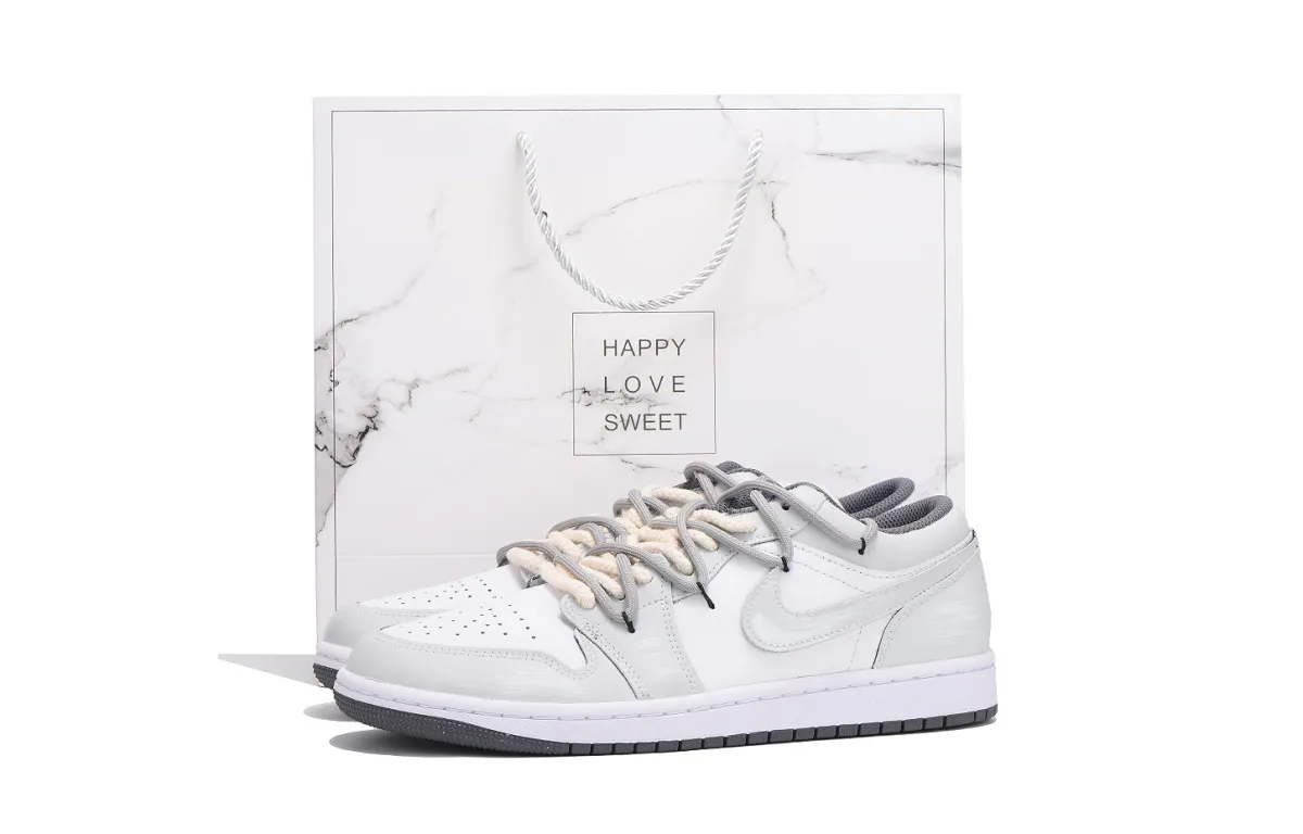 Jordan Air Jordan 1 Slip Resistant Abrasion Resistant Low top Vintage Basketball Shoes Unisex Gray White