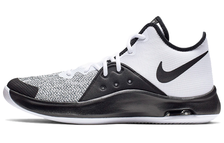 Nike Air Versitile 3 White Black