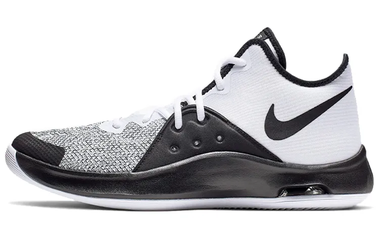 Nike Air Versitile 3 White Black