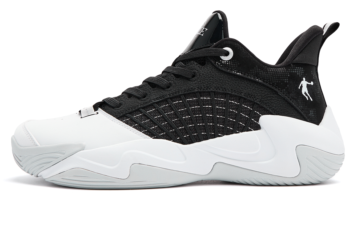 QIAODAN Cushioning Slip Resistant Abrasion Resistant Low top Basketball Shoes Men’s Jordan White Black