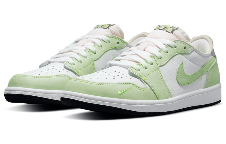 Air Jordan 1 Low Og ‘White Ghost Green’