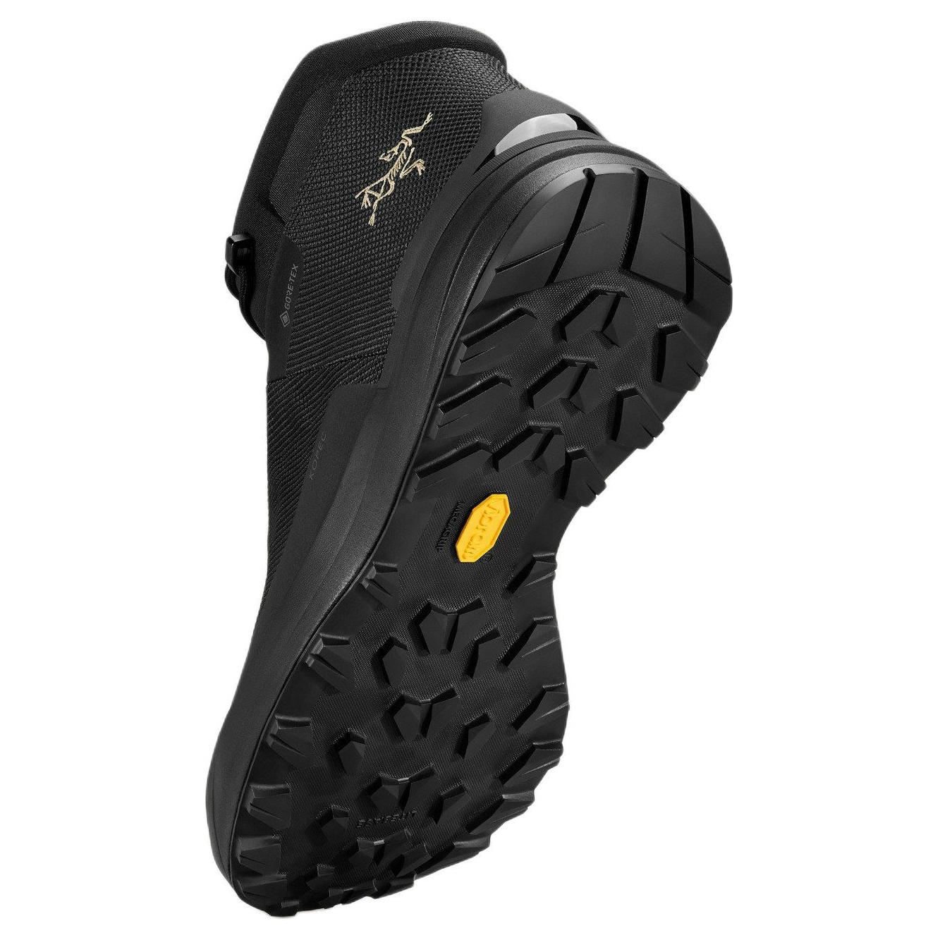 Arc’teryx Slip Resistant Abrasion Resistant Mid top Hiking Shoes Men’s Black