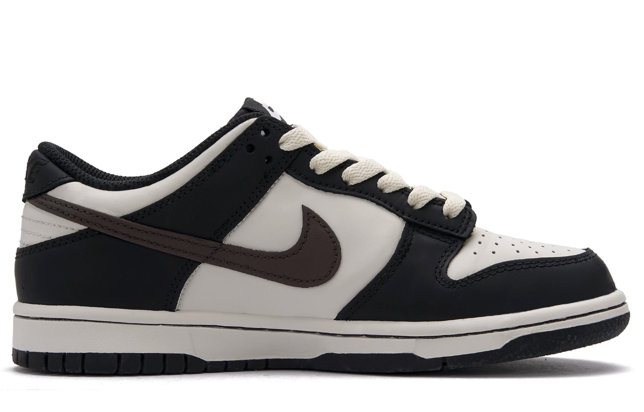 Nike Dunk Abrasion Resistant Abrasion Resistant Low top Vintage Basketball Shoes Unisex Black White