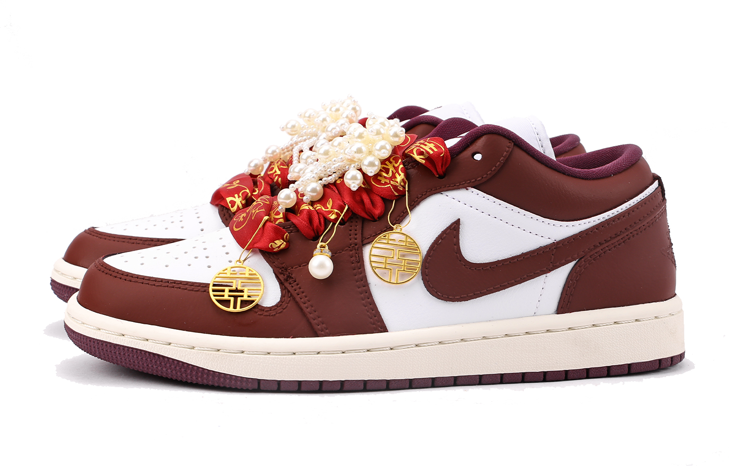 Jordan Air Jordan 1 Slip Resistant And Abrasion Resistant Coverage Low top Vintage Basketball Shoes Women’s True Red