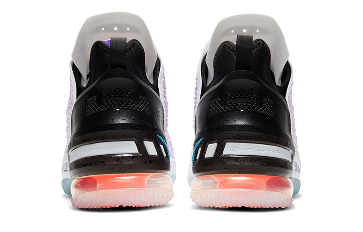 Кроссовки Nike Lebron 18 "Graffiti Print" Air Zoom (фиолетово-черные) — 淡紫/黑 — фото 5