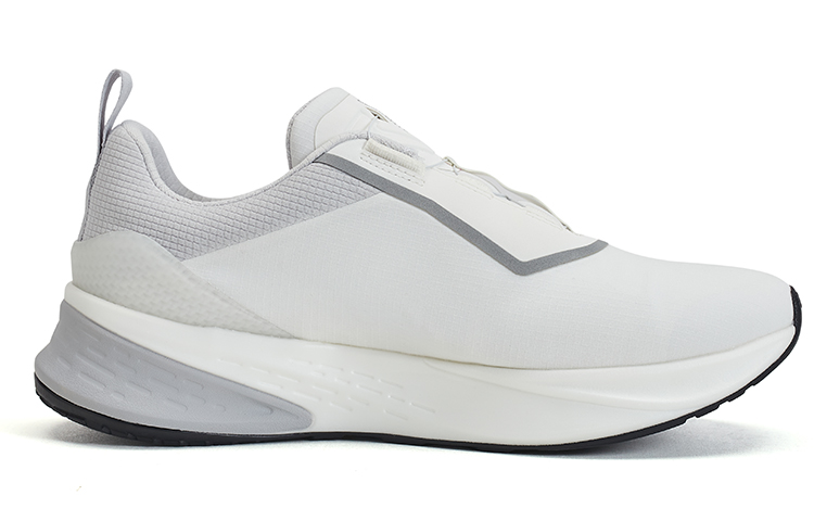 DESCENTE Enerzite Training Shoes Women’s Low Top White