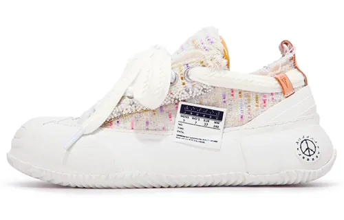 VESSEL G.O.P. 2.0 MARSHMALLOW Lows Low top Canvas Shoes Unisex White
