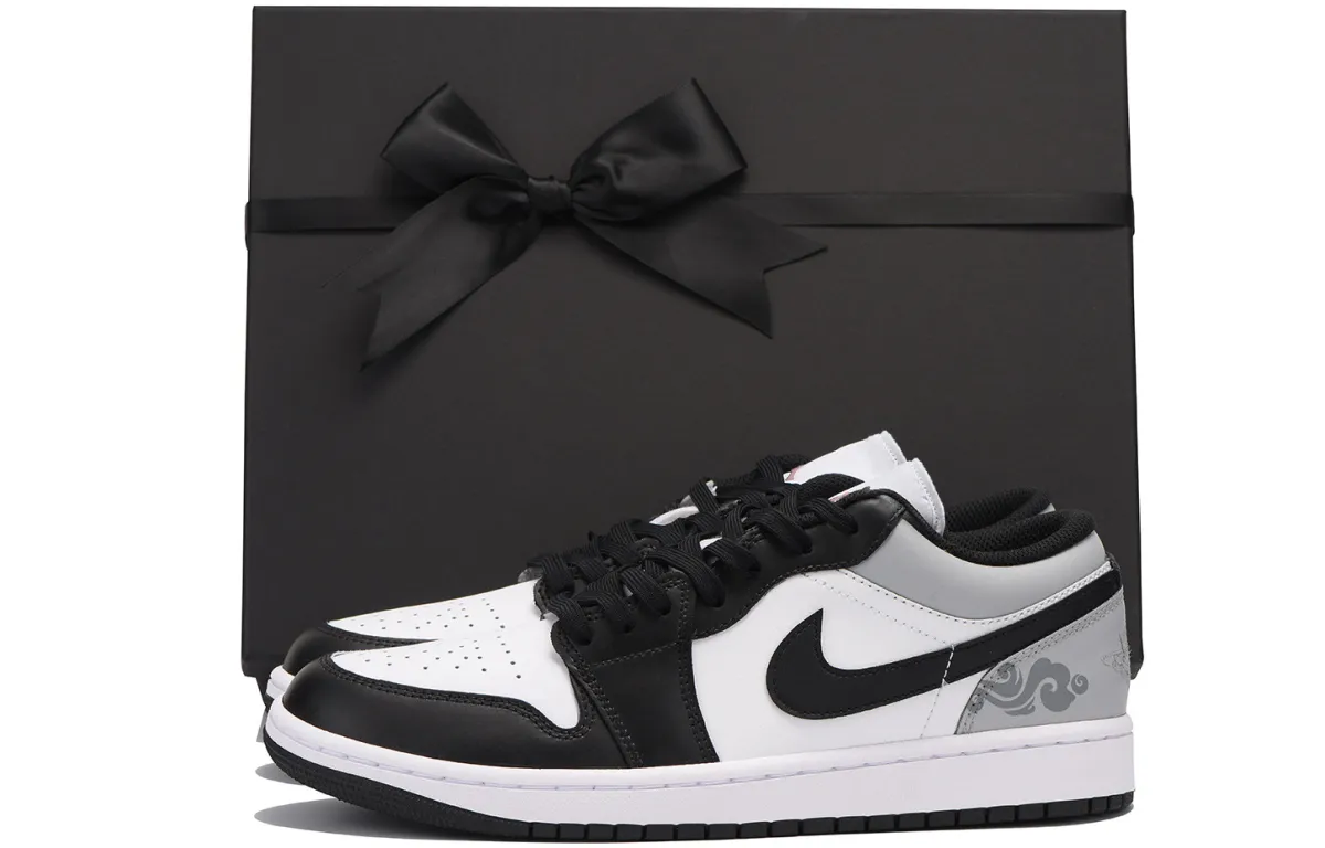 Jordan Air Jordan 1 Chestnut Low top Vintage Basketball Shoes Men's Black Gray