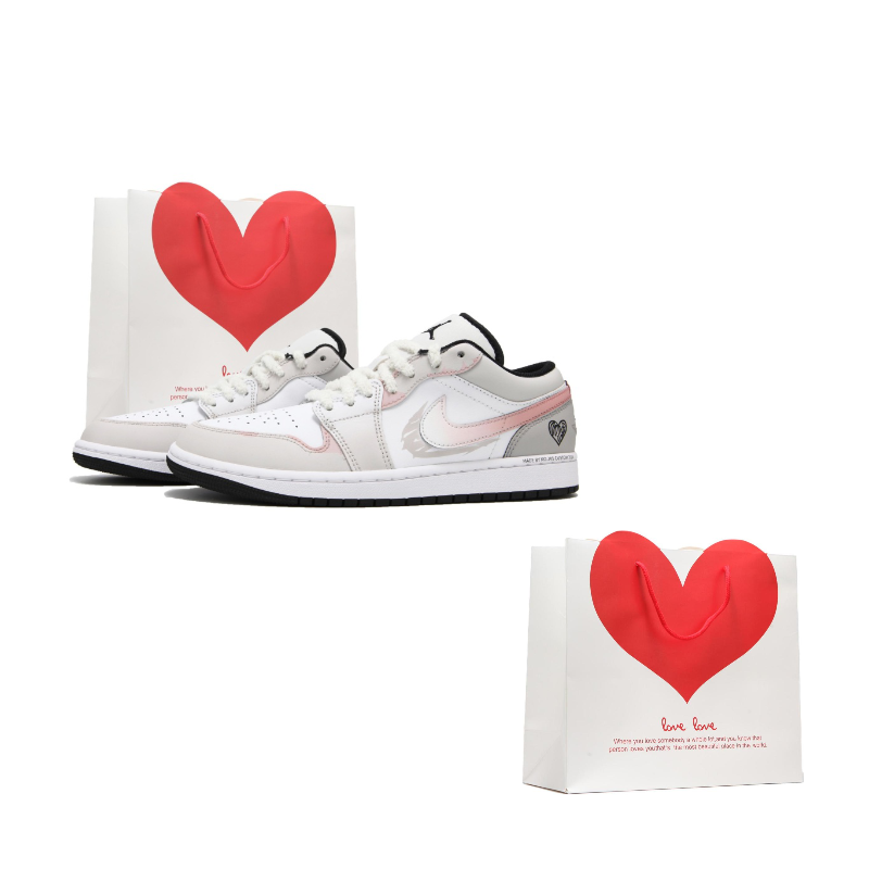 Jordan Air Jordan 1 Abrasion Resistant Abrasion Resistant Low top Vintage Basketball Shoes Women’s Gray Pink
