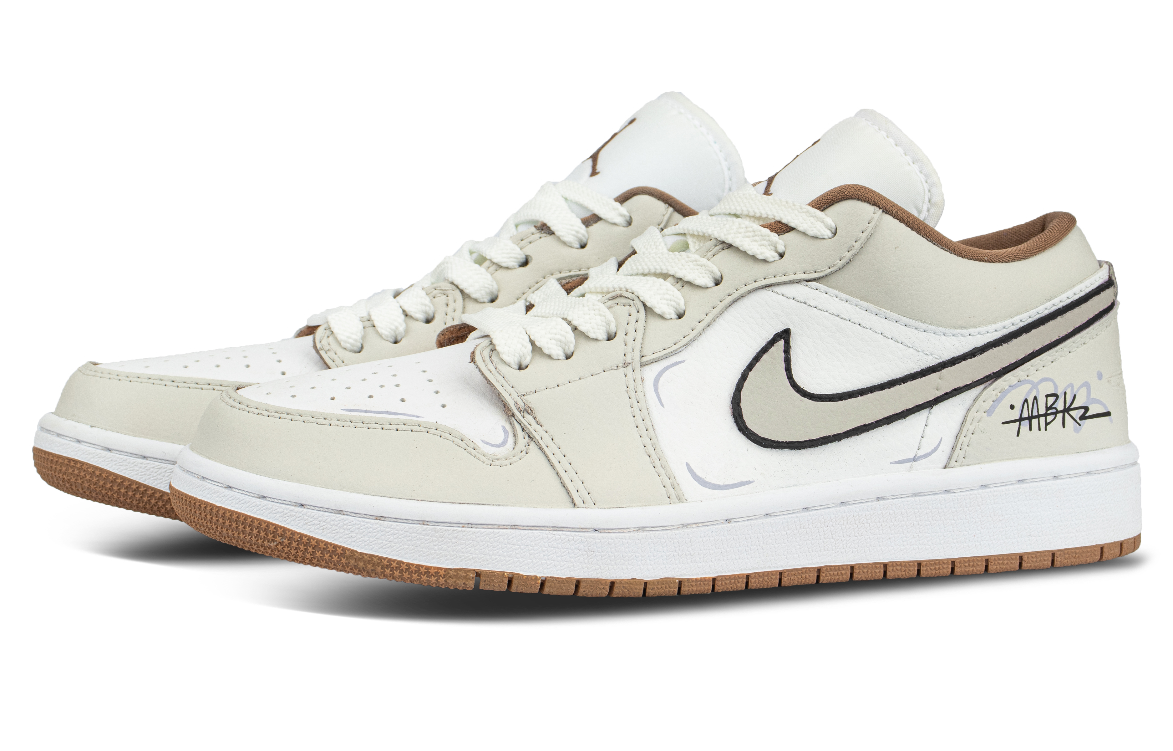 Jordan Air Jordan 1 Abrasion Resistant Abrasion Resistant Low top Vintage Basketball Shoes Unisex Beige