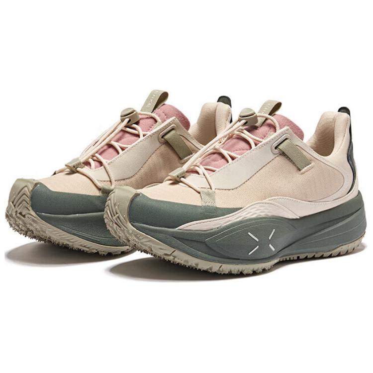 Erke Mountain View V2 Rebound Low top Hiking Shoes Women’s Birch Wood Eggnog Gray