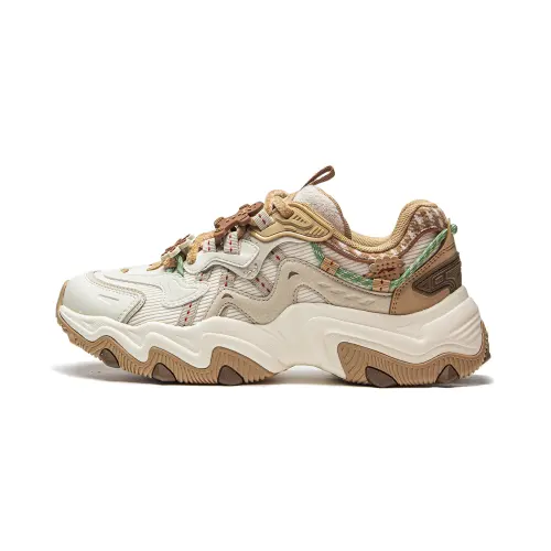 Li Ning Cat Paw Lite 2 Slip Resistant Abrasion Resistant Low top Chunky Sneakers Women's Beige