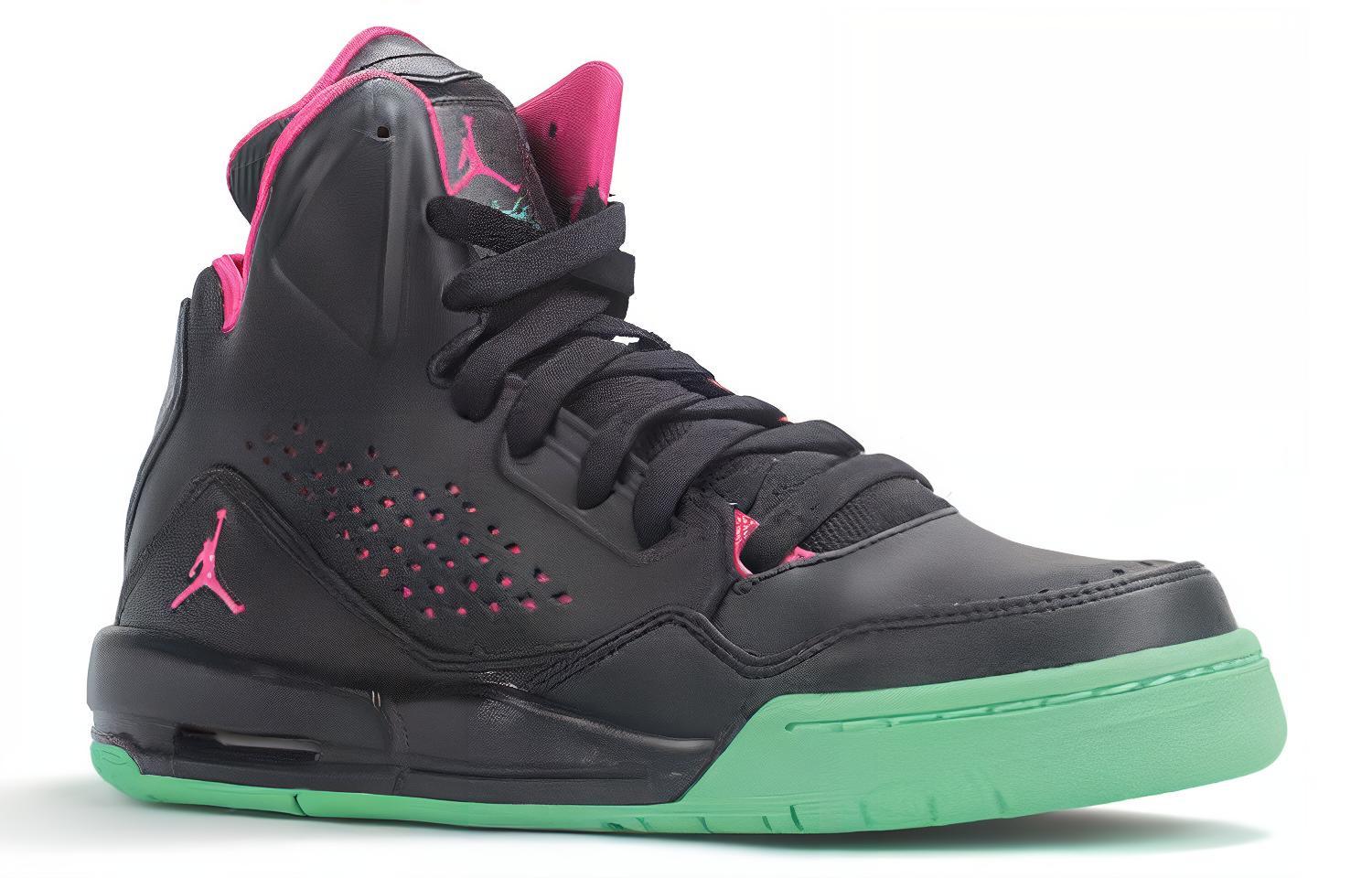 Air Jordan SC 3 ‘Black Vivid Pink’ Gs