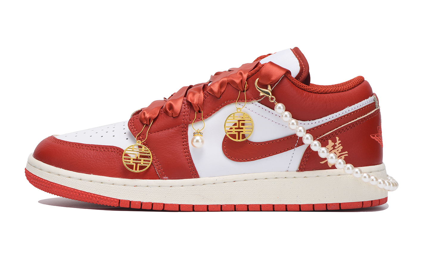 Jordan Air Jordan 1 Slip Resistant Abrasion Resistant Low top Vintage Basketball Shoes Men’s Red White