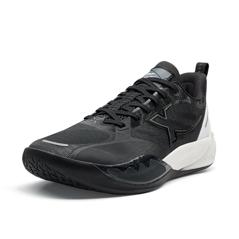 XTEP Light Attack 3 Game Ready Slip Resistant Abrasion Resistant Slip Resistant Abrasion Resistant Low top