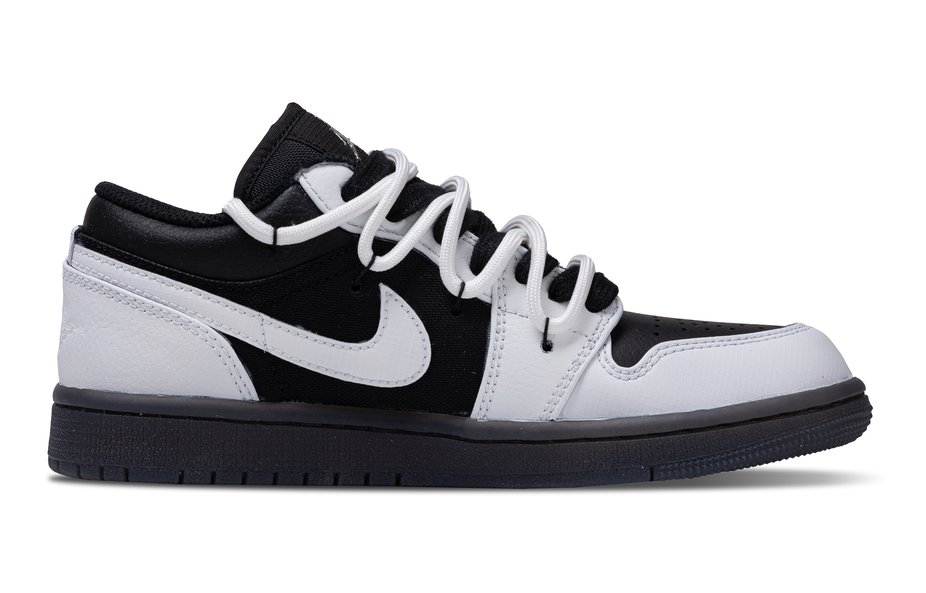 Jordan Air Jordan 1 Honey Words Slip Resistant Abrasion Resistant Low top Vintage Basketball Shoes Unisex Black