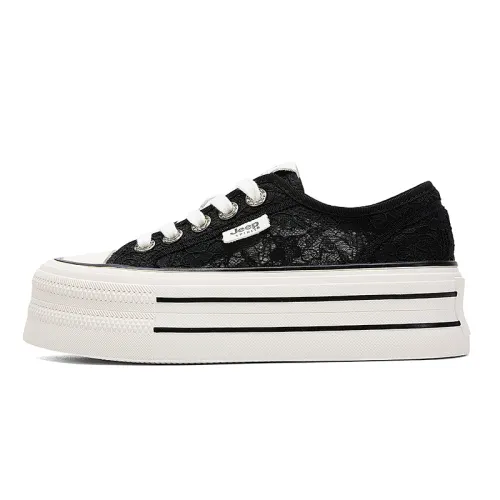JEEP SPIRIT Low top Canvas Shoes Women's Black