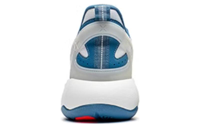 XTEP Low top Basketball Shoes Men’s White Blue
