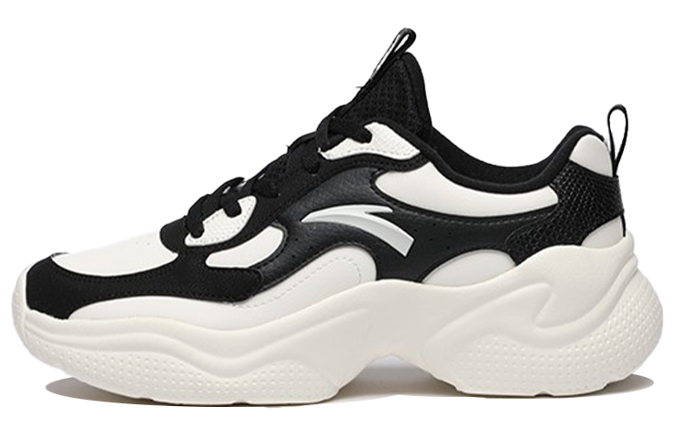 ANTA Training Shoes Women's Low Top Black/White