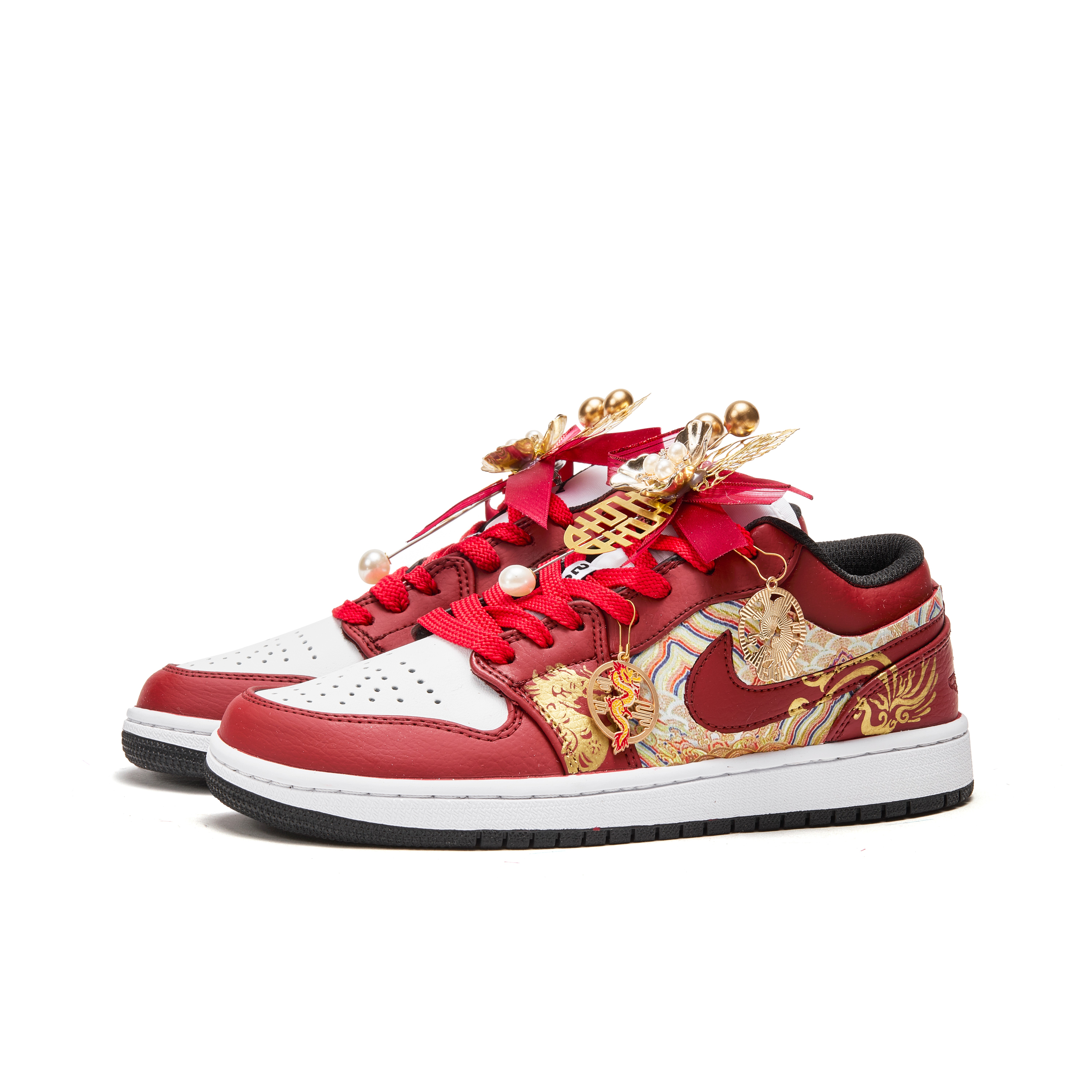 Jordan Air Jordan 1 Slip Resistant Abrasion Resistant Low top Vintage Basketball Shoes Women’s Red White