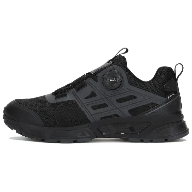 KOLON SPORT Slip Resistant Abrasion Resistant Slip Resistant Abrasion Resistant Low top Mountaineering & Hiking Shoes