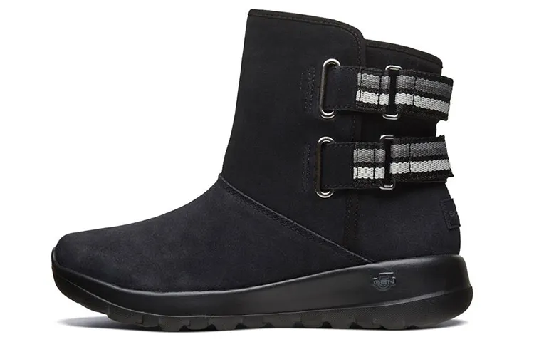Skechers ON THE GO Thermal Abrasion Resistant Slip on Short Snow Boots Women's All Black
