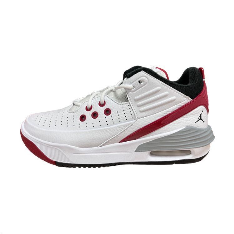 Мужские кроссовки Jordan Max Aura 5 (белый / красный)