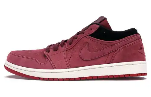 Jordan 1 Low Nouveau Team Red