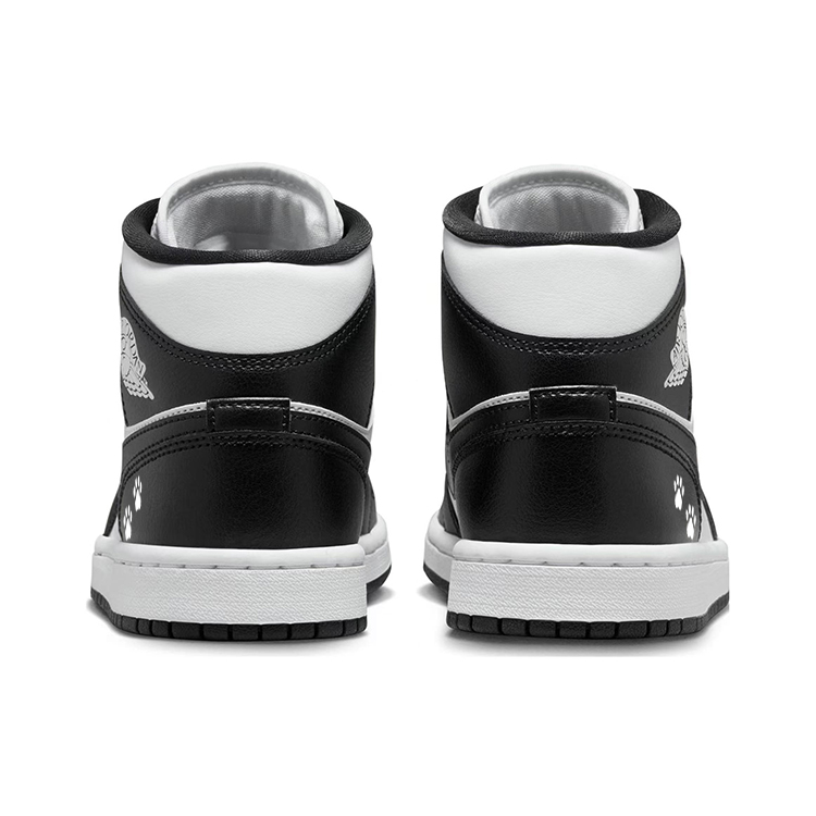 Jordan Air Jordan 1 Vintage Basketball Shoes Women’s Mid Top White/Black