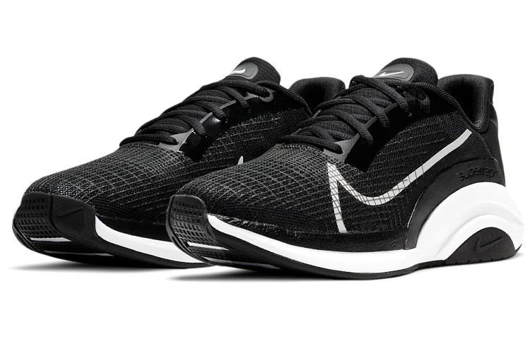 Мужские кроссовки Nike SuperRep ZoomX Surge (черно-белые) — фото 3