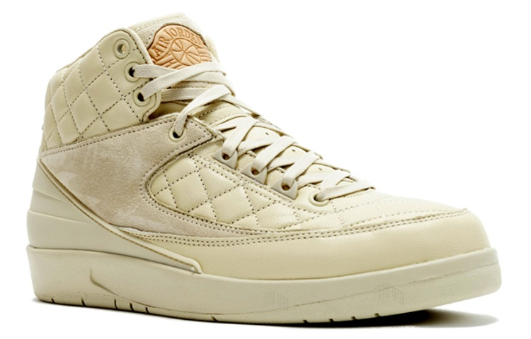 Мужские кроссовки Jordan Air Jordan 2 Retro Just Don Beach 2016 (бежевые) — 沙滩金色/金属黄金/大学红 — фото 2