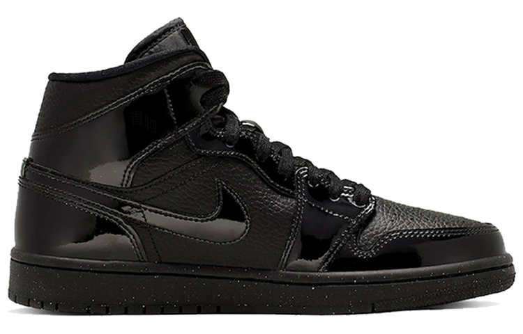 Женские кроссовки Jordan Air Jordan 1 Mid Triple Black (черные) — Чёрный — фото 2