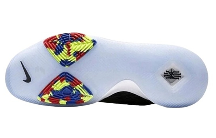 Мужские кроссовки Nike Kyrie 3 (черные) — фото 6