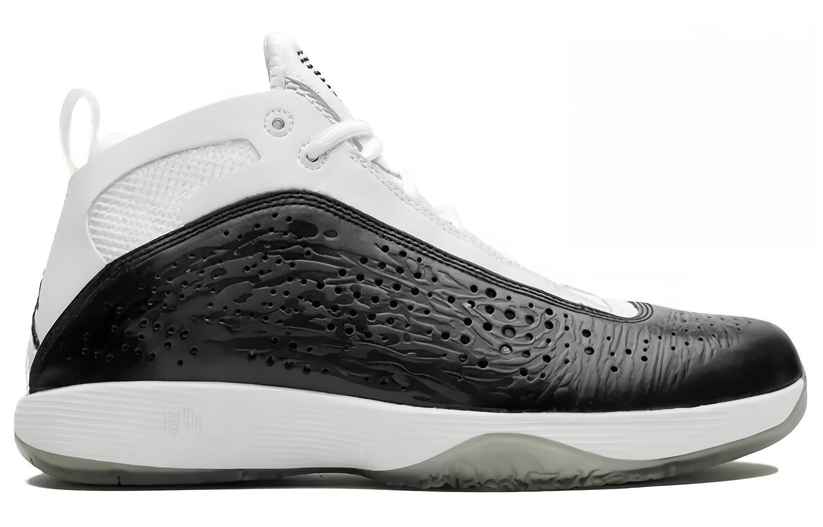 Мужские кроссовки Jordan Air Jordan 2011 White Black (белый / черный / темно-серый) — Белый / чёрный / тёмно-серый — фото 2
