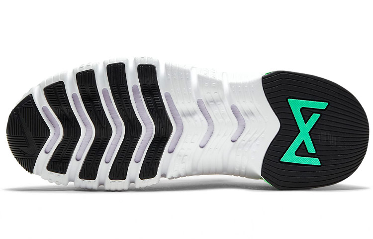 Женские кроссовки Nike Free Metcon 4 (белые) — Белый — фото 6