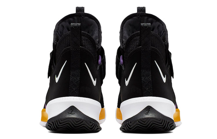 Мужские кроссовки Nike Zoom Soldier 13 LeBron SFG EP (черные) — фото 5